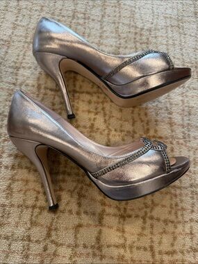 Caparros Size 9 Mushroom Metallic Silver Peep-Toe Heels with Rhinestone Trim